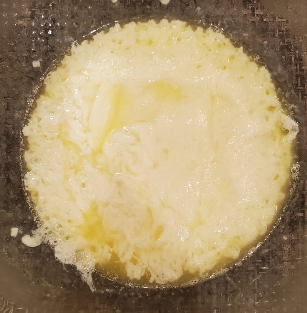 Mix mozzarella and butter